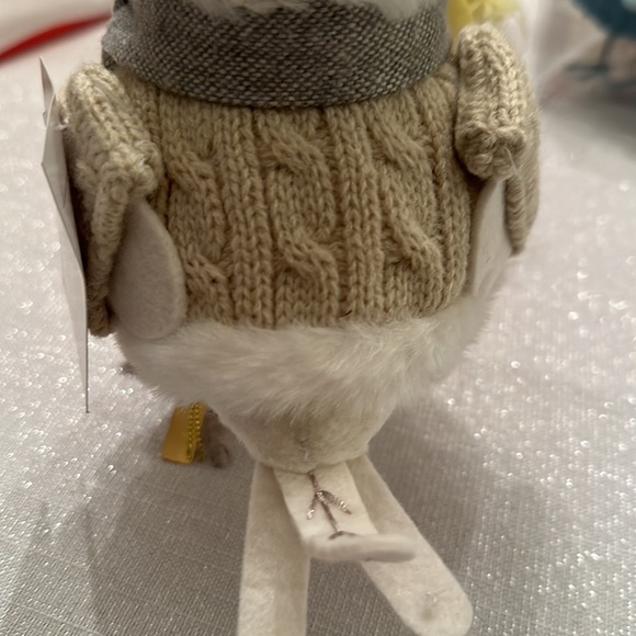 Wondershop spritz featherly friends spritz figurine knit hat sweater white tan - Picture 4 of 5